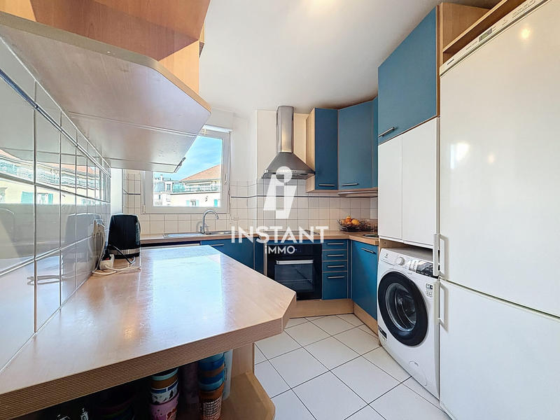 Appartement - 94 m² - 4 pièces