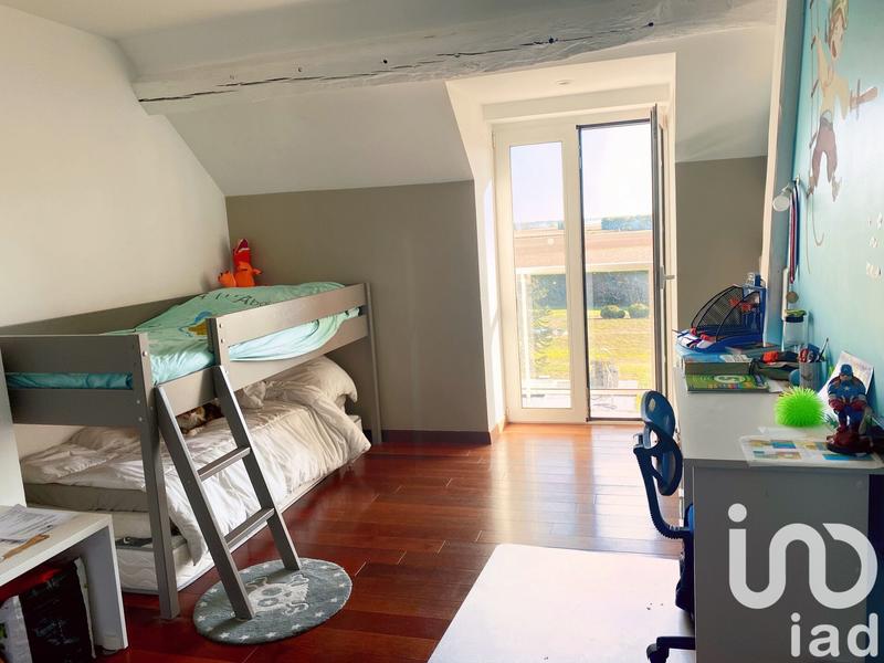 Maison - 245 m² - 8 pièces