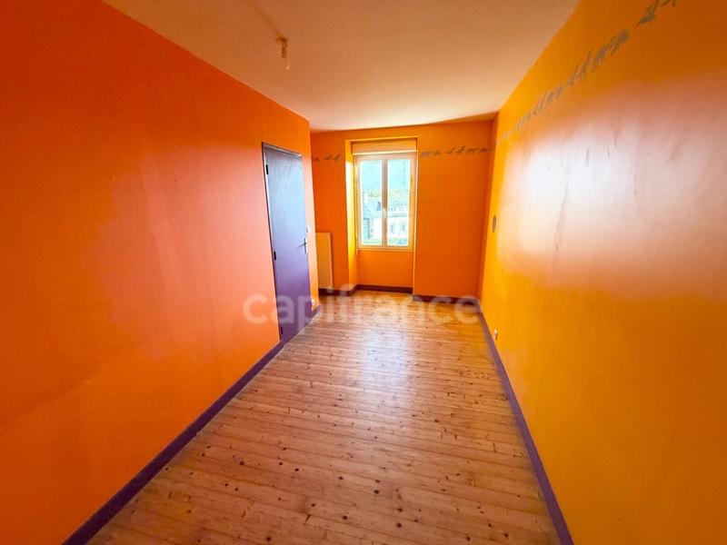 Maison de village - 80 m² - 5 pièces