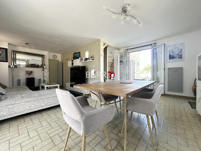 Villa - 111 m² - 5 pièces