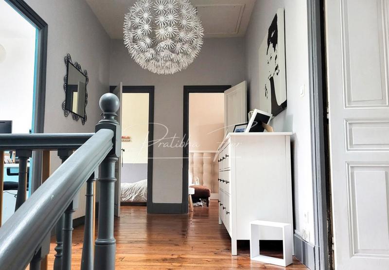 Maison - 180 m² - 7 pièces