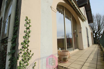 Maison - 160 m² - 7 pièces