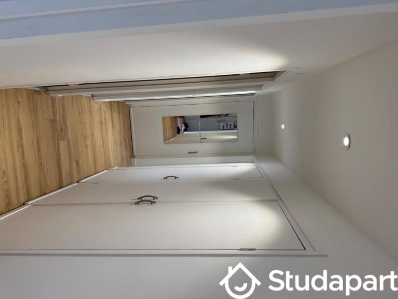 Chambre - 12 m² - 1 pièce