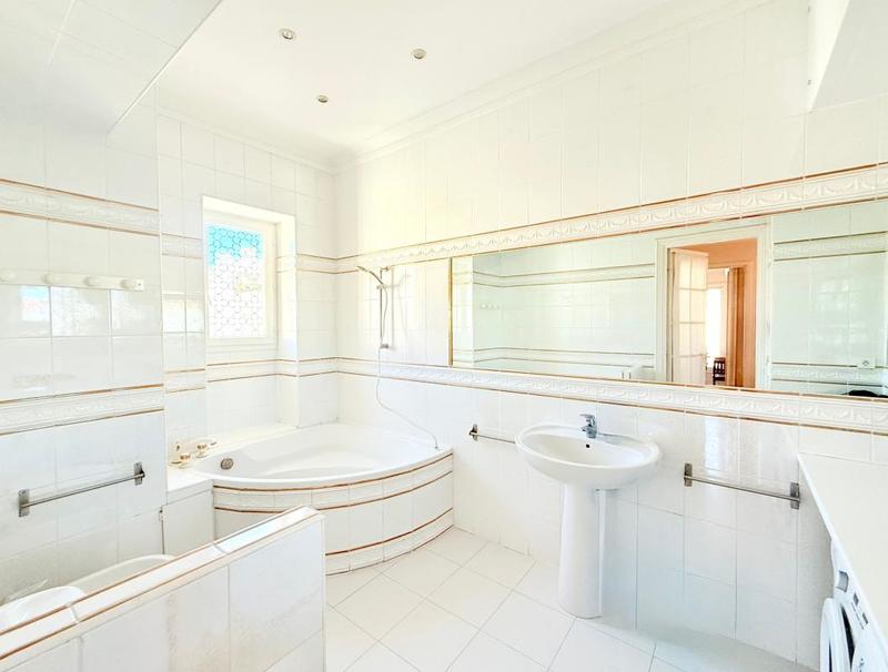 Appartement - 87 m² - 3 pièces