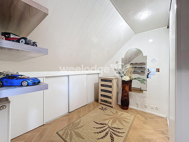 Villa - 200 m² - 7 pièces