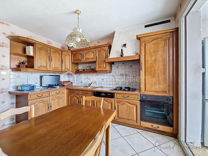 Appartement - 103 m² - 5 pièces