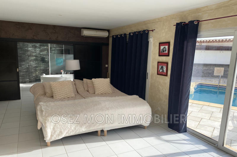 Maison chambre d'hôtes - 550 m² - 14 pièces