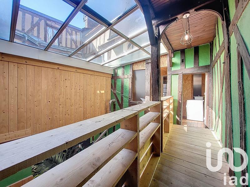 Maison - 182 m² - 9 pièces