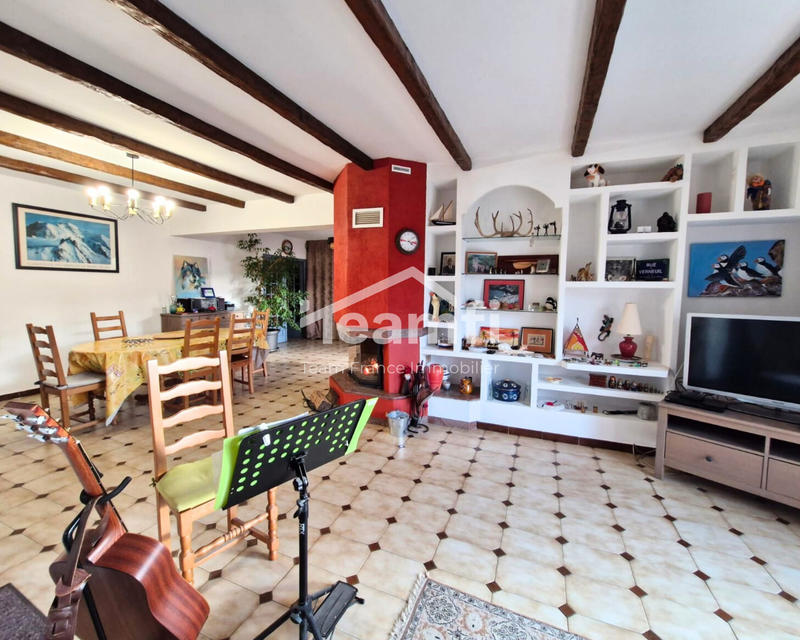 Maison - 170 m² - 7 pièces