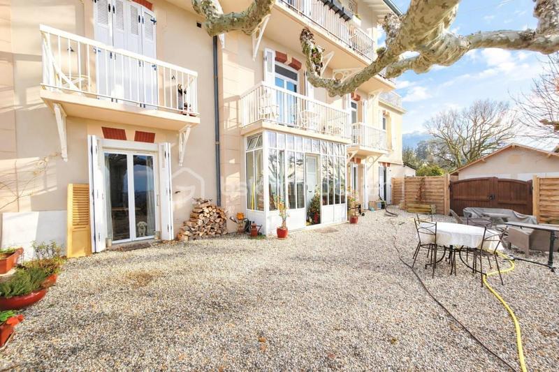 Appartement - 83 m² - 4 pièces