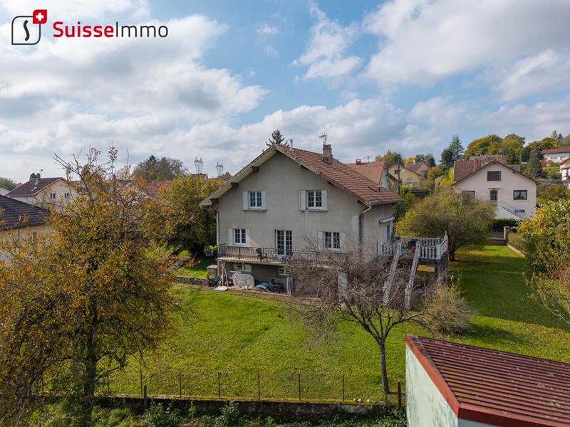 Maison - 140 m² - 6 pièces