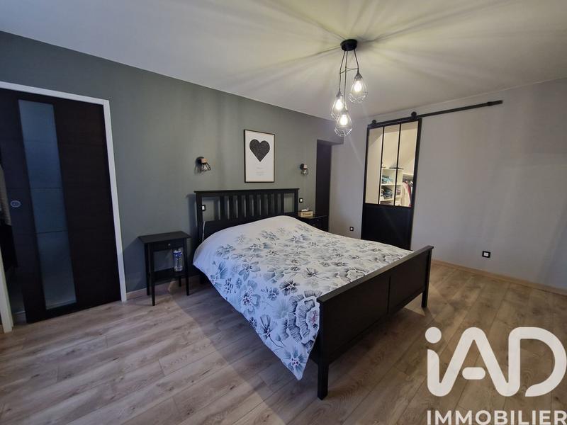 Maison - 191 m² - 7 pièces