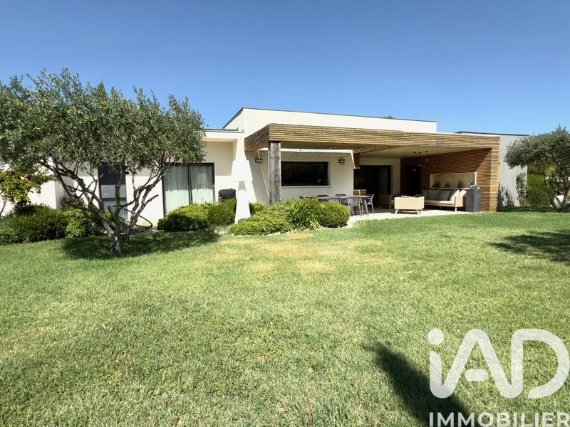 Maison - 158 m² - 4 pièces