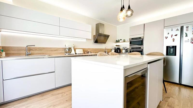 Appartement - 108 m² - 4 pièces