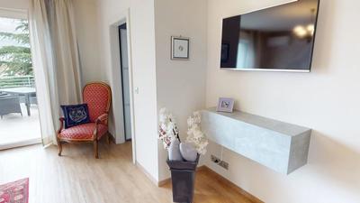 Propriété - 295 m² - 10 pièces