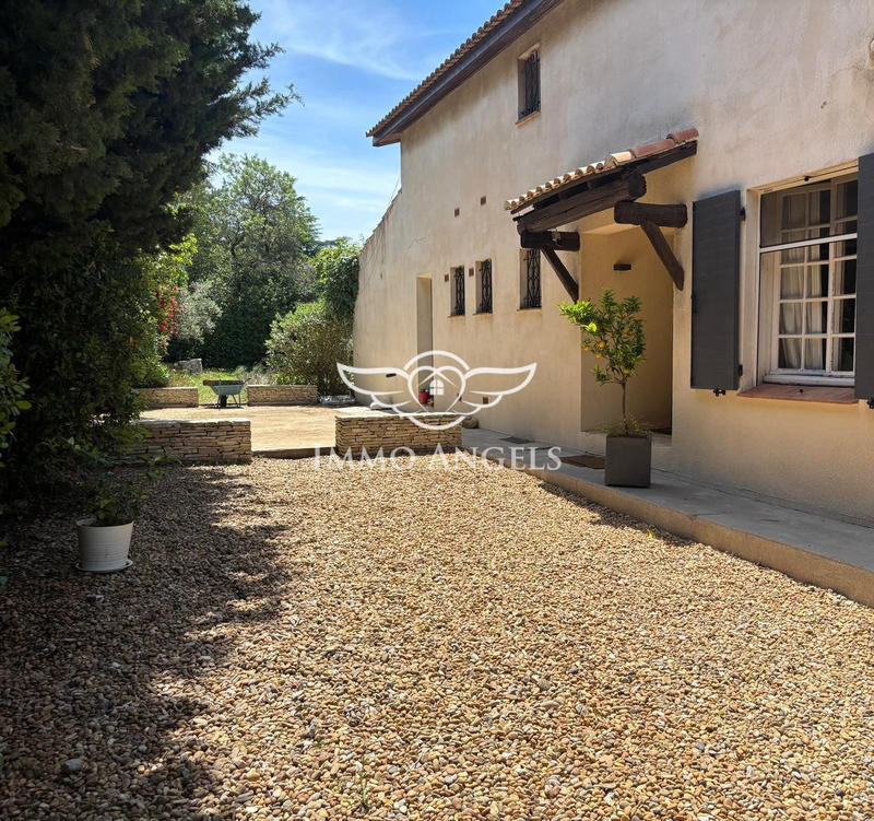 Maison - 175 m² - 7 pièces