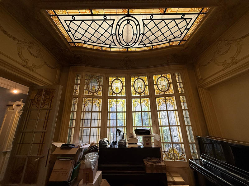 Maison - 337 m² - 8 pièces