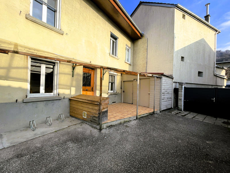 Maison de village - 95 m² - 5 pièces