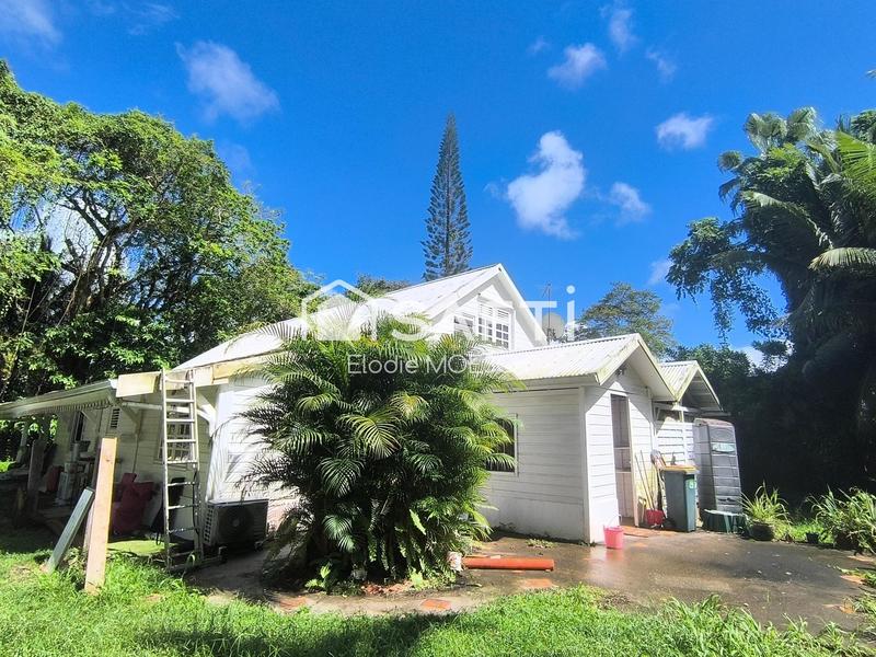 Maison - 180 m² - 7 pièces