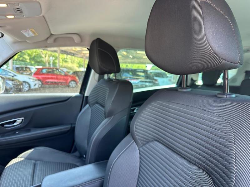 Renault Grand Scénic IV 1.7 Dci Blue 120 Business Edc 7pl