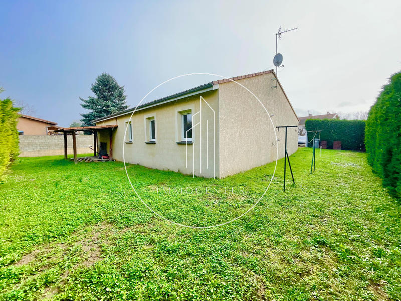 Maison - 103 m² - 4 pièces