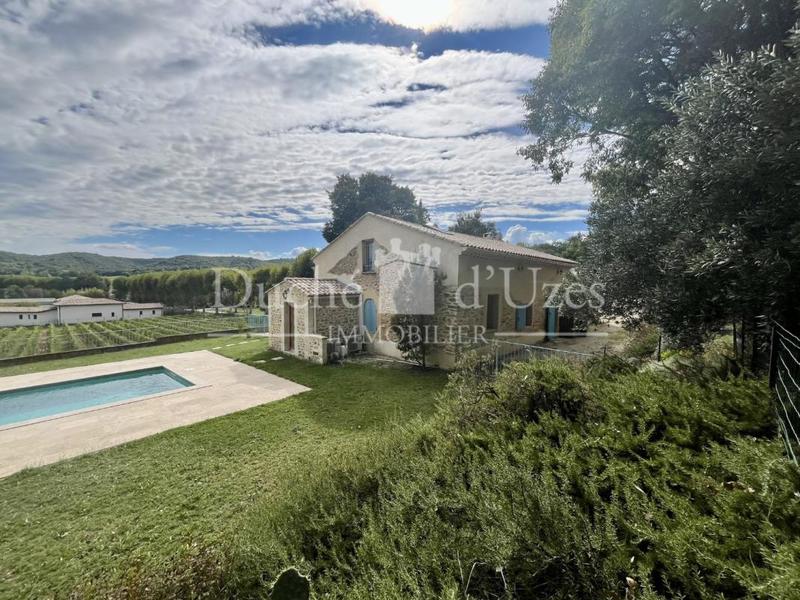 Maison en pierre - 160 m² - 8 pièces