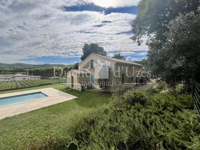 Maison en pierre - 160 m² - 8 pièces