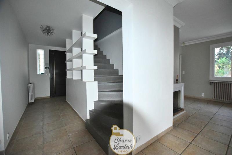 Villa - 275 m² - 9 pièces