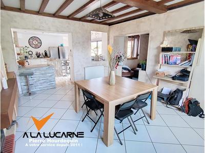 Maison - 93 m² - 5 pièces