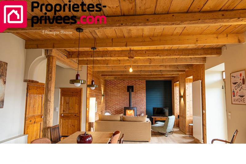 Maison - 210 m² - 8 pièces