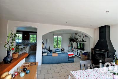 Maison - 147 m² - 7 pièces