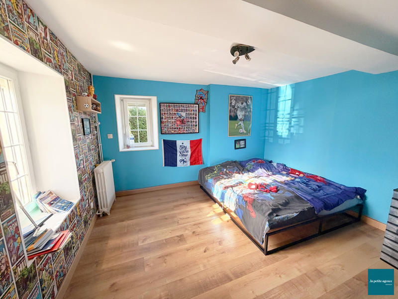 Maison - 166 m² - 7 pièces