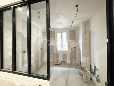 Appartement - 92 m² - 4 pièces