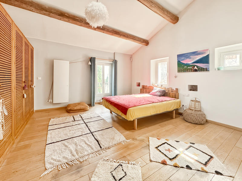 Maison - 105 m² - 5 pièces