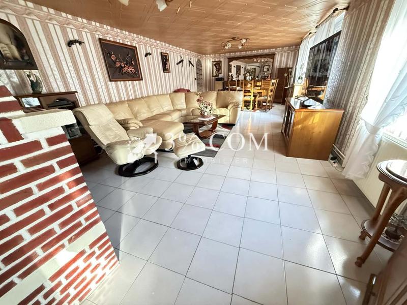 Maison - 102 m² - 4 pièces