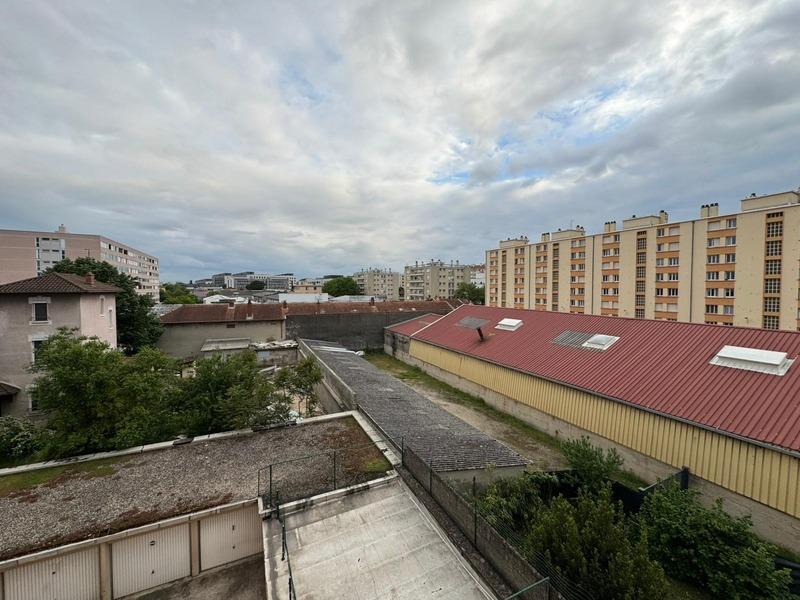 Appartement - 73 m² - 3 pièces