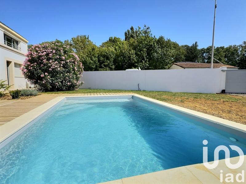 Maison - 165 m² - 6 pièces