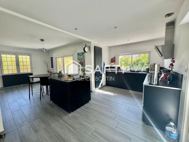 Maison - 182 m² - 7 pièces