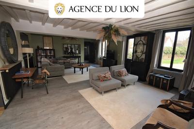 Maison ancienne - 210 m² - 9 pièces