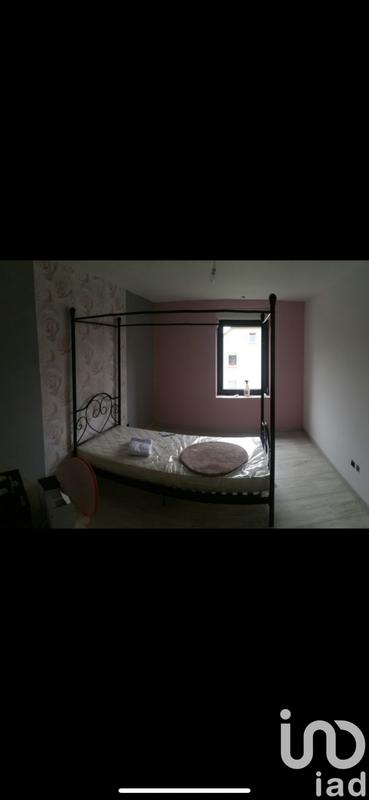 Maison - 300 m² - 5 pièces