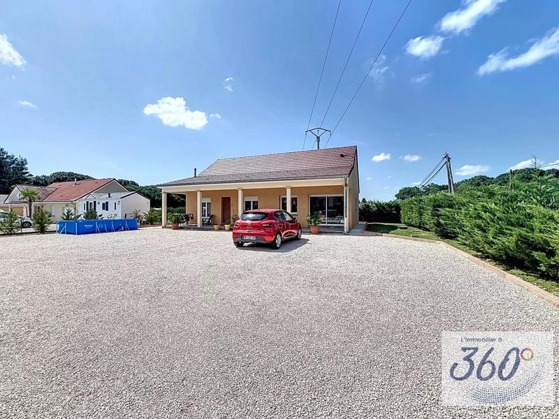 Maison - 98 m² - 4 pièces