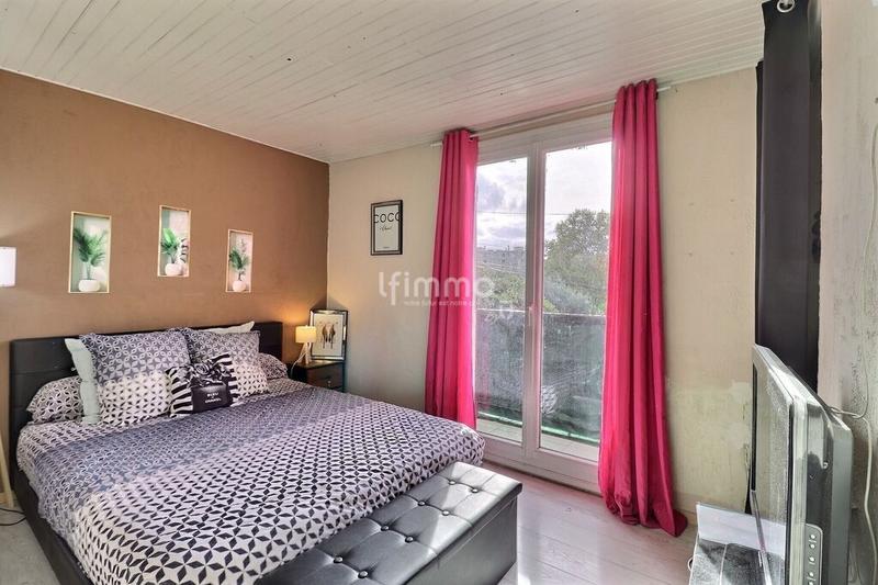 Maison - 101 m² - 5 pièces