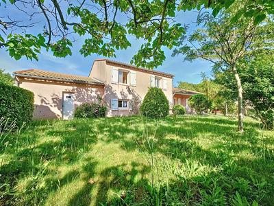 Maison - 162 m² - 8 pièces