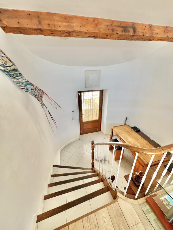 Appartement - 91 m² - 3 pièces