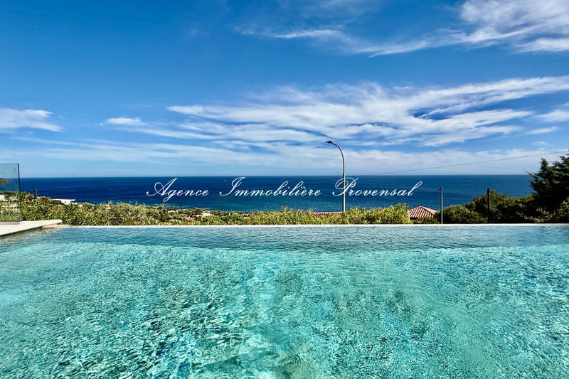 Villa - 200 m² - 5 pièces