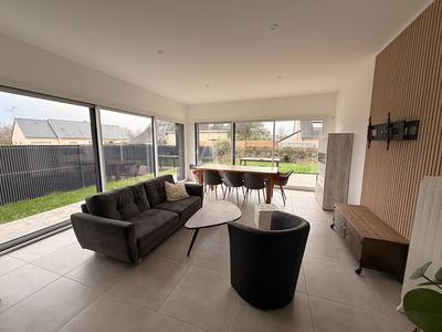 Appartement - 77 m² - 3 pièces