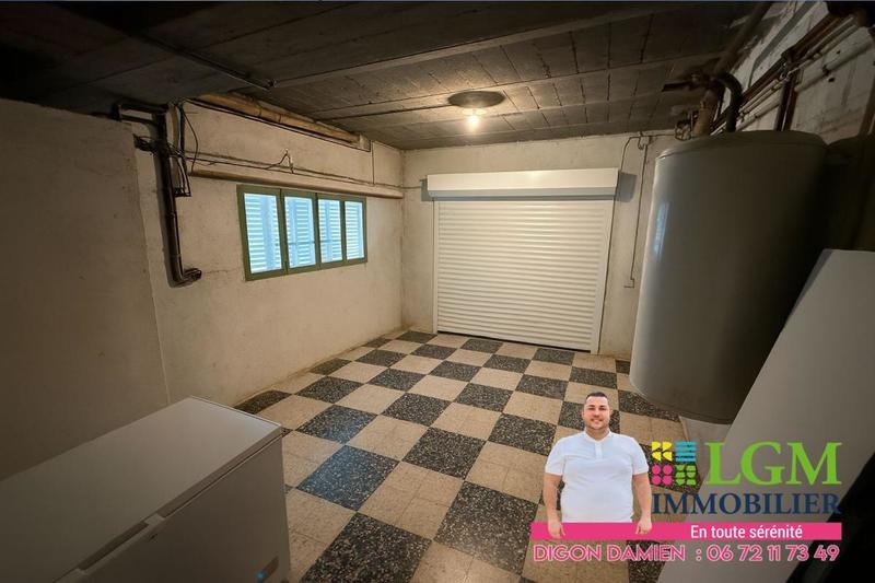 Villa - 203 m² - 6 pièces