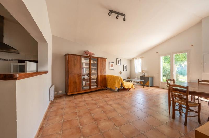 Maison - 255 m² - 3 pièces