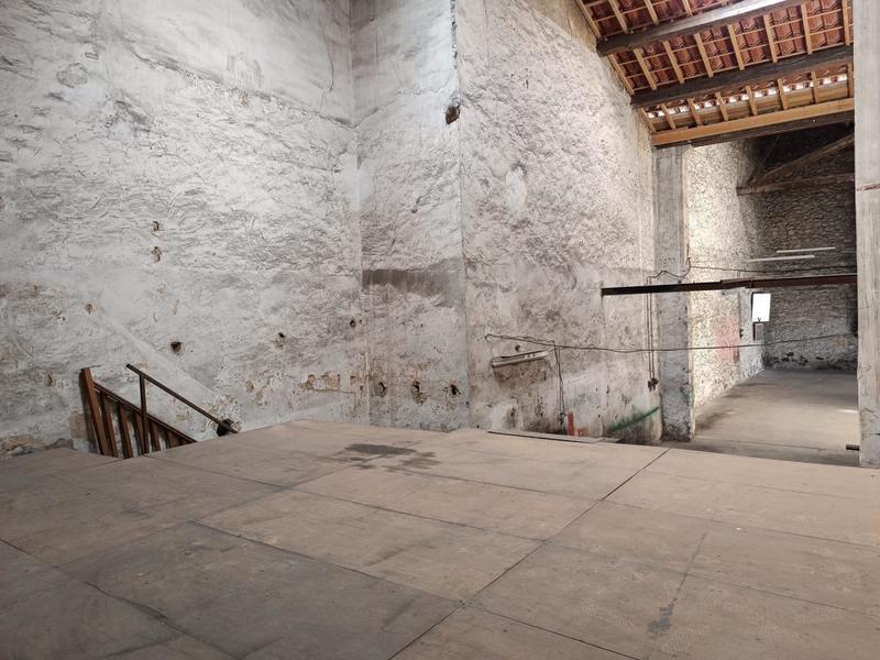 Local commercial - 233 m²