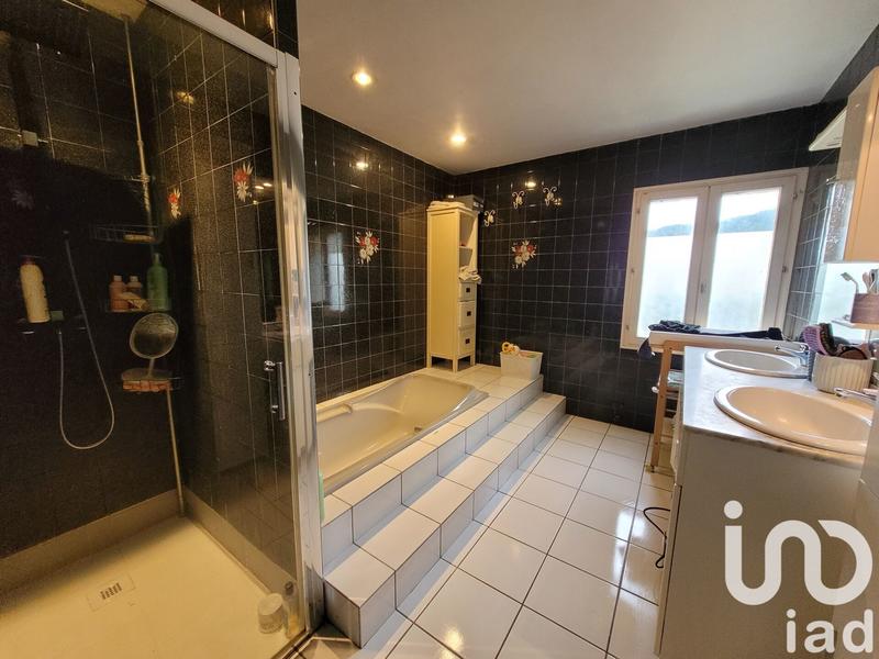 Maison - 168 m² - 6 pièces